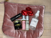 Load image into Gallery viewer, LOVEYOU Set
